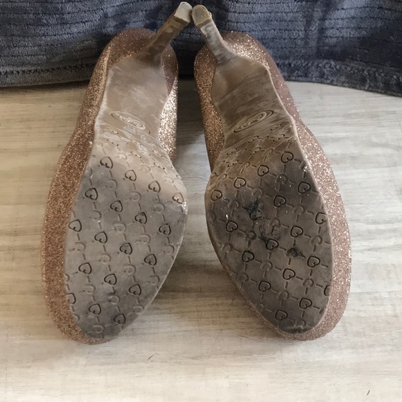 Candie’s Gold sparkly platform heels - Picture 5 of 5